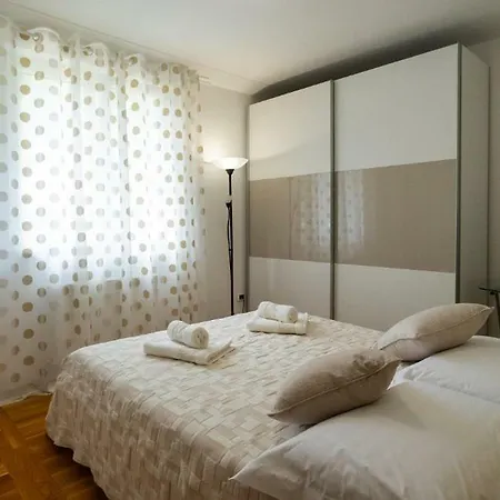 Vintiana Apartment *